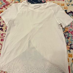 Open/Crossed back, White Lululemon top